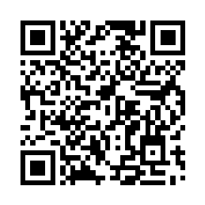 气愤难忍的直瞪跪在自己面前的家伙二维码生成