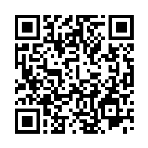 汉娜家里果然已经准备好了一桌丰盛的晚餐二维码生成