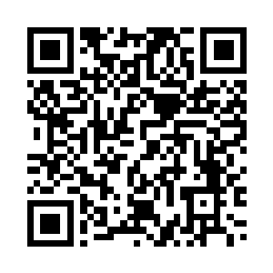 江帆不想让刘茜发现穿越石的秘密二维码生成