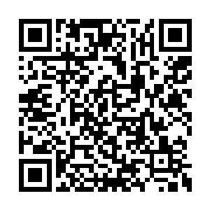 江帆从怀里掏出一张符银票递给其中一名沙弥道二维码生成