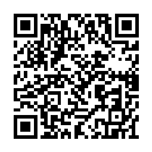 江帆就让闫帅带着自己去辰州城各个寺庙去寻找二维码生成