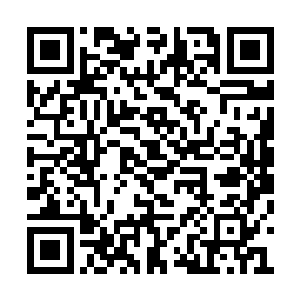 江帆用手指戳了一下如雪小姐汹涌澎湃的大馒头二维码生成