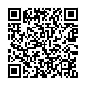 江帆的手臂有意无意地碰了一下卜长樱茂那地方二维码生成