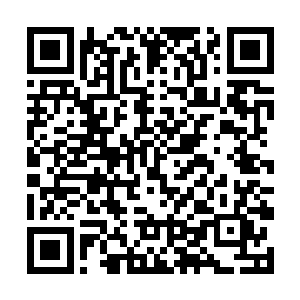 江逸估计把这瓶子和盒子拿出去拍卖绝对能卖出天价二维码生成