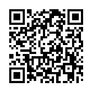 江龙潭表情温和眼神慈善地看向陆朝歌二维码生成