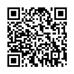 池佳一知道下一刻自己的拳头就会被抓住二维码生成