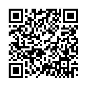 沙泌俊秀的小脸上闪过一抹坚毅的光芒二维码生成