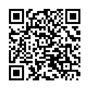 没有人知道她心里此时是多么的痛恨自己二维码生成