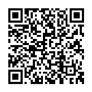 河岸上原本被他杀得溃退的士兵又冲上来了一队二维码生成