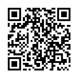 沿着河堤走着就难免瞩目左侧的一座小山二维码生成