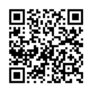 泽北光男不知道什么时候已经走了过去二维码生成