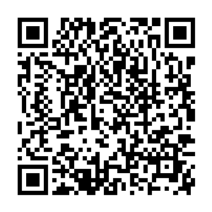 洁白的棉花从手指缝里溜了出去最后变成了洁白的棉线缠绕在纱锭上二维码生成