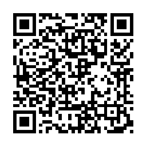洛阳城东门外正见一支大军浩浩荡荡地杀奔而来二维码生成