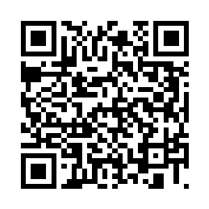 洞内的布置倒是像普通的练功房一般二维码生成