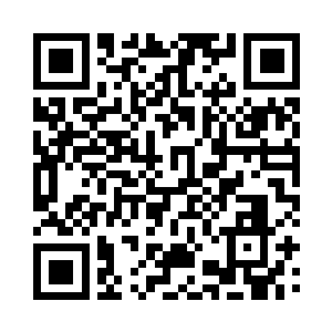 淡淡的看着四周密密麻麻穿着战甲的人二维码生成