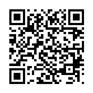 混元一拳直接将身边的一颗巨树打倒二维码生成