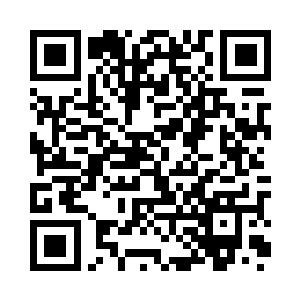 满腹不平的他怎么可能有心思寻心仪的女子二维码生成