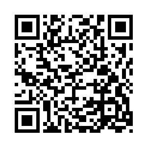 漫无目的地投向了床边的生命维持系统――二维码生成