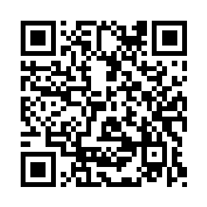 烟霞仙子铭文刻阵方面自然是比不上容云的二维码生成