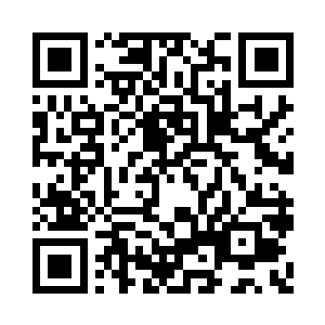 然后一行人直接浩浩荡荡的朝着外面走去二维码生成