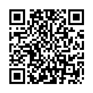 然后他和约瑟夫齐刷刷的掏出了手枪二维码生成