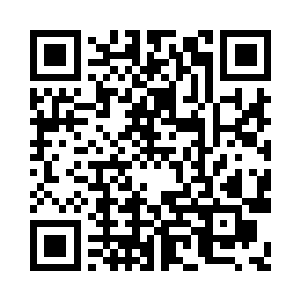 然后伸手展示湖边那十间如同人间小别院二维码生成