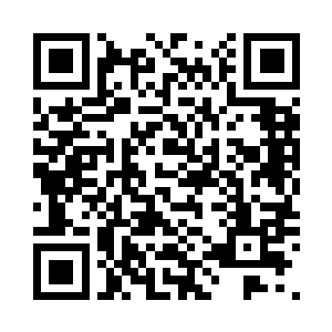 然后便恶狠狠地望向了身旁的剑无虚二维码生成