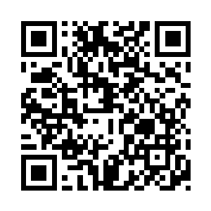 然后取出四个清明草编成的蒲团丢到地上二维码生成