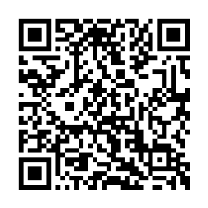 然后听着酒劲上头的吴丹丹在抱怨着家里的事情二维码生成