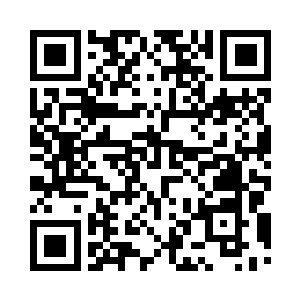 然后快速的钻入了旁边的密林之中了二维码生成