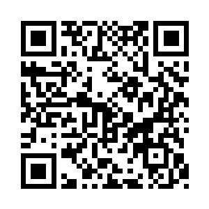 然后才走到这些被凌蘭压制住的机甲师身边二维码生成