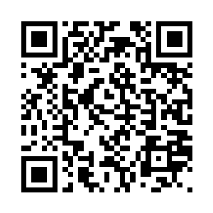 然后扭头看着她――公司里的小美女二维码生成