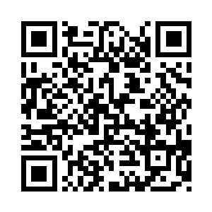 然后把侍从端上来用来洗手的水给喝了二维码生成
