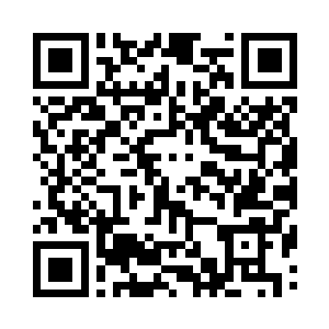 然后操控战诗龙马踏上附近一丈高的青草叶二维码生成