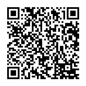然后数量超过一打的重型高爆弹就落在了排头的一条俄军驱逐舰上二维码生成