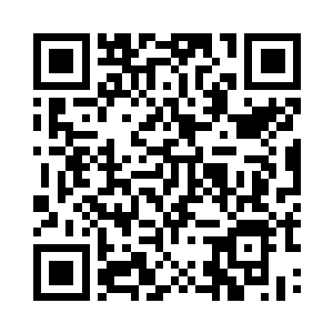 然后熊孩子迈着小短腿走到了朱平安跟前二维码生成