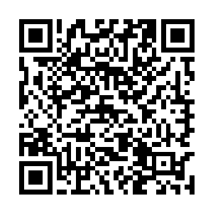 然后直接来到了山谷西面一个人迹罕至的旷野上面二维码生成