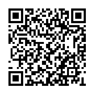 然后翻山越岭的回家……时间对于他确实很重要二维码生成