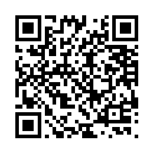 然后让人去自己屋里拿一个玻璃球出来二维码生成