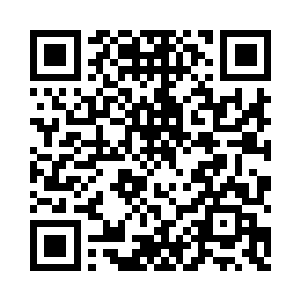 然而两个小女生已经整整哭了一上午二维码生成