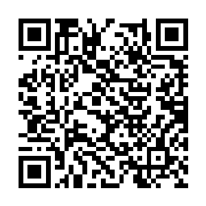 然而这叶尊赵念念却没有在他的眼中发现任何异色二维码生成