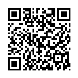 照着老者遗体嘴巴处外露的獠牙就猛捶下去二维码生成