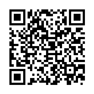 熙熙攘攘的人流和各种买卖的叫唤声二维码生成