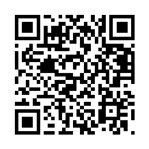 燕子扬则把剩下的全部漆桶都拿出来二维码生成