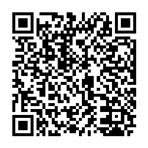 燕山魂和原这三个通晓空间之意的大修士率领的上元大陆修士占据着一丝上风二维码生成
