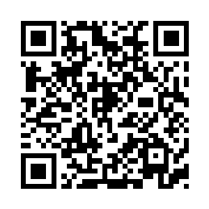 燕山魂的整只大手盖在了许紫烟的小手上二维码生成