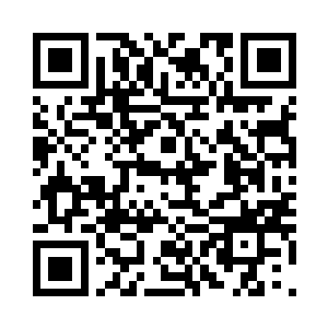 牛魔王从身上扯下了一根金色的毛发二维码生成