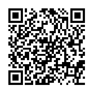 牧月姐姐的爷爷还有几位老爷子都特地赶了过来――不过二维码生成