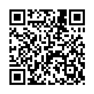狂暴的能量碰撞不断从高空中倾泄而下二维码生成