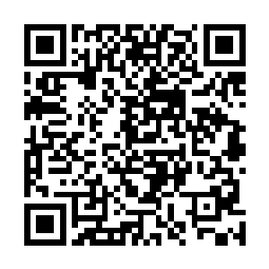 猛然间的感觉到了一股前所未有的阻力压在了自己的身上二维码生成